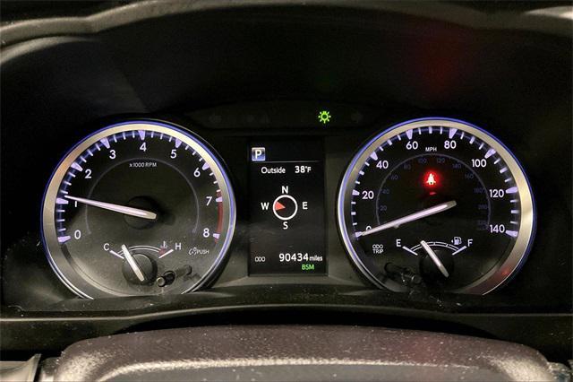 used 2018 Toyota Highlander car, priced at $24,400