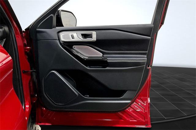 2021 Rapid Red Metallic Tinted Clearcoat Ford Explorer