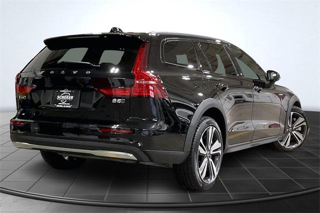 used 2025 Volvo V60 Cross Country car, priced at $36,500