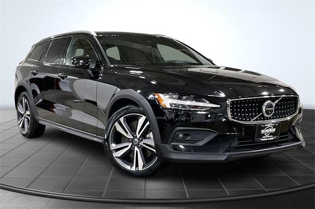 used 2025 Volvo V60 Cross Country car, priced at $36,500
