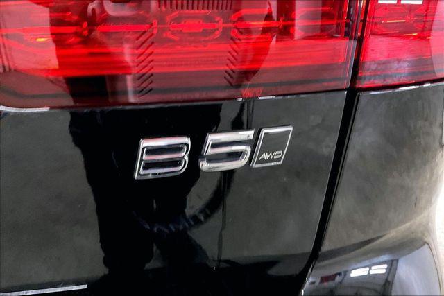 used 2025 Volvo V60 Cross Country car, priced at $36,500