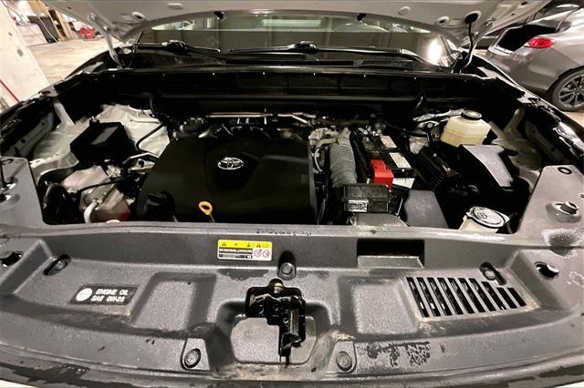 used 2022 Toyota Highlander car, priced at $38,000