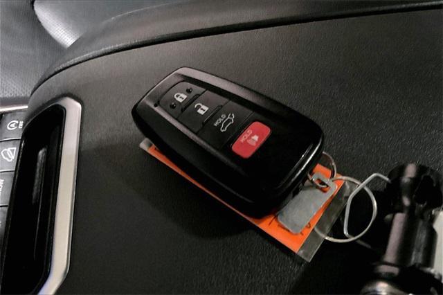 used 2022 Toyota Highlander car, priced at $38,000