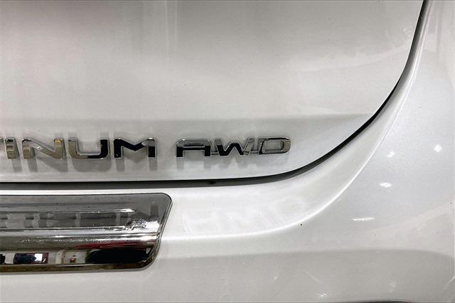 used 2022 Toyota Highlander car, priced at $38,000