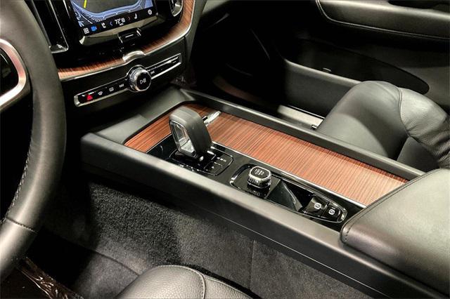 used 2023 Volvo XC60 car, priced at $32,900