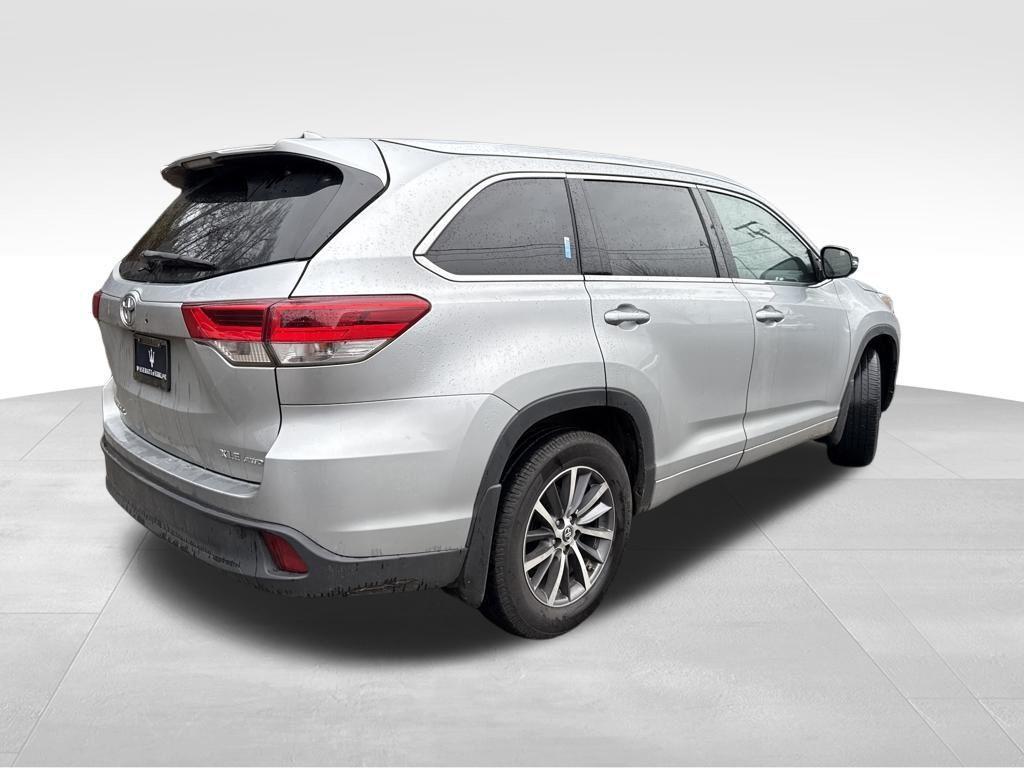 used 2017 Toyota Highlander car, priced at $21,971
