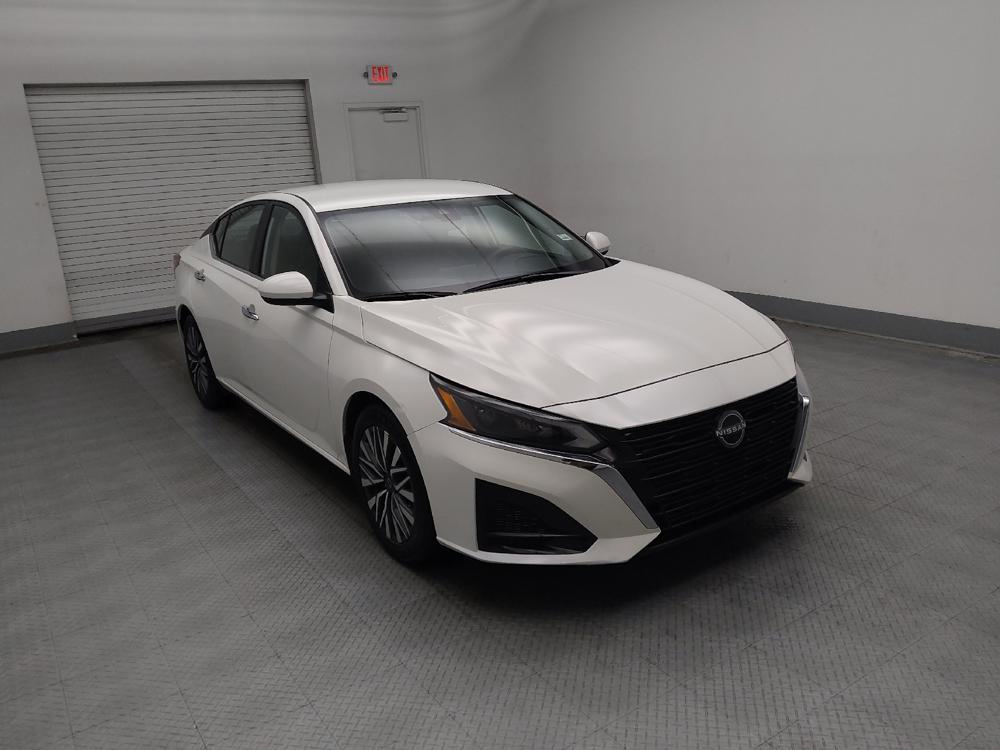 used 2023 Nissan Altima car, priced at $17,895