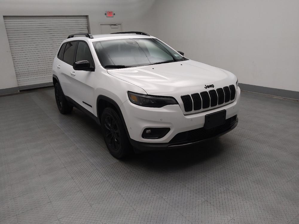 used 2023 Jeep Cherokee car, priced at $20,795