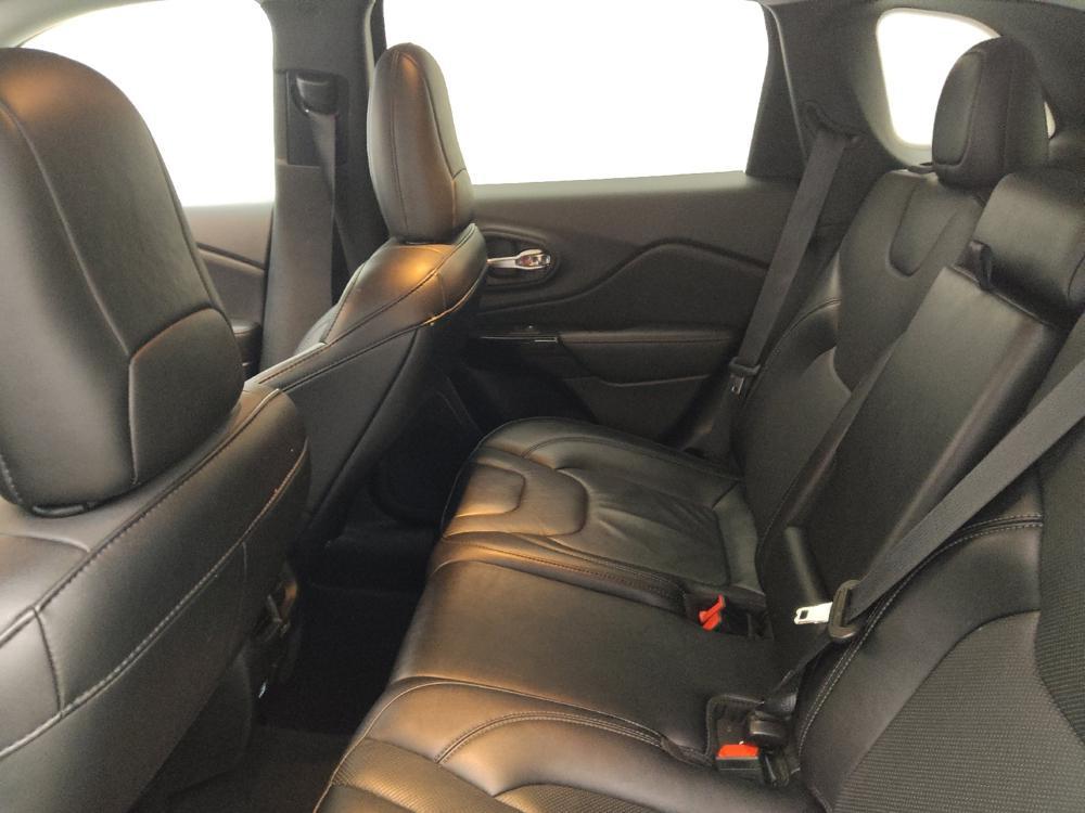 used 2023 Jeep Cherokee car, priced at $20,795