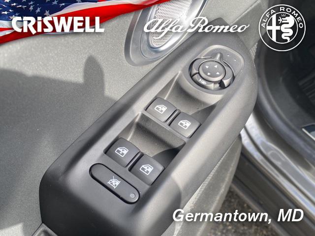 new 2024 Alfa Romeo Tonale car, priced at $39,554