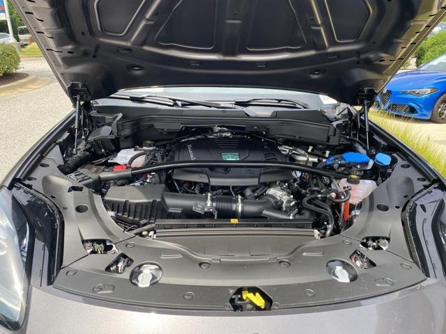 new 2025 Maserati Grecale car, priced at $78,245