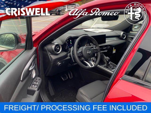 new 2024 Alfa Romeo Tonale car, priced at $39,040