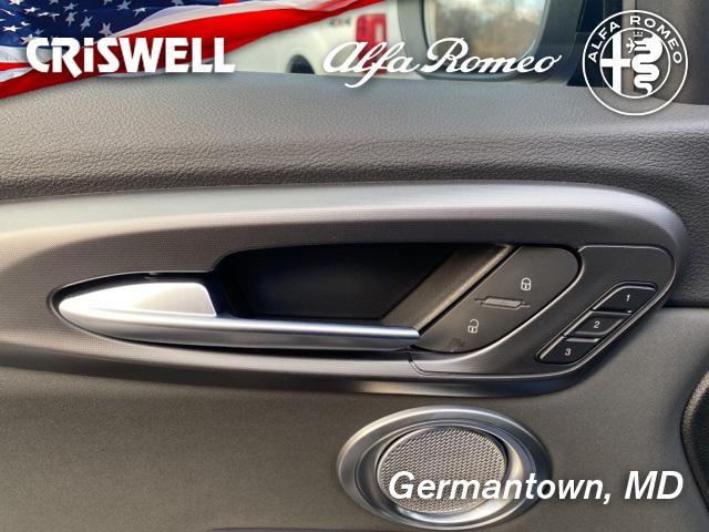 new 2024 Alfa Romeo Tonale car, priced at $53,045