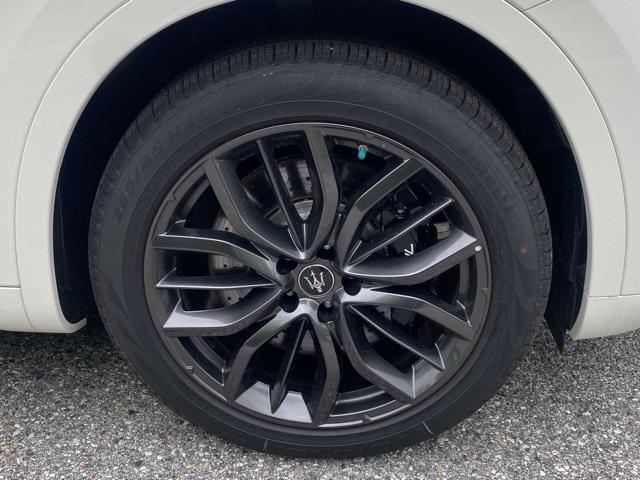 new 2024 Maserati Levante car, priced at $75,899