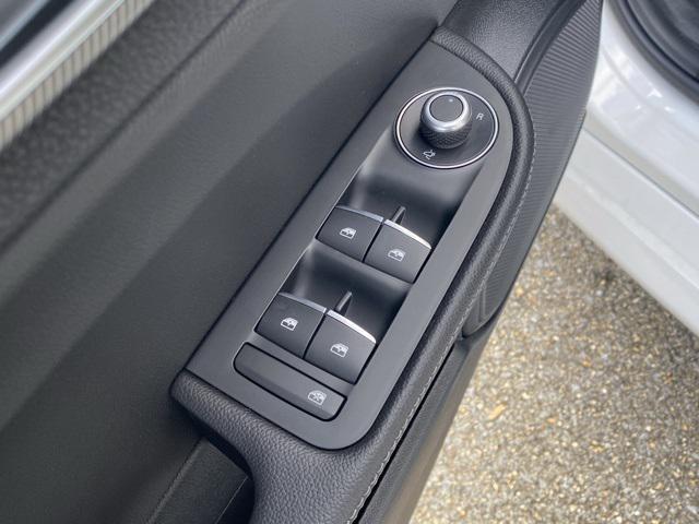 new 2025 Alfa Romeo Giulia car, priced at $52,045