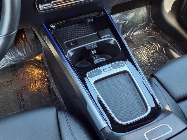 used 2024 Mercedes-Benz GLB 250 car, priced at $33,993