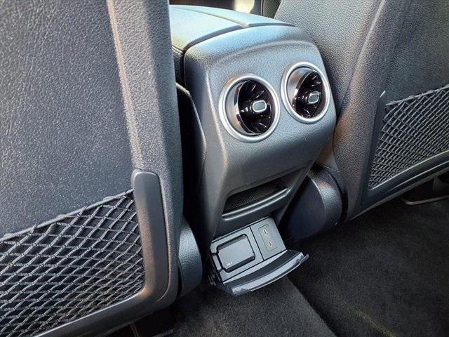 used 2024 Mercedes-Benz GLB 250 car, priced at $33,993