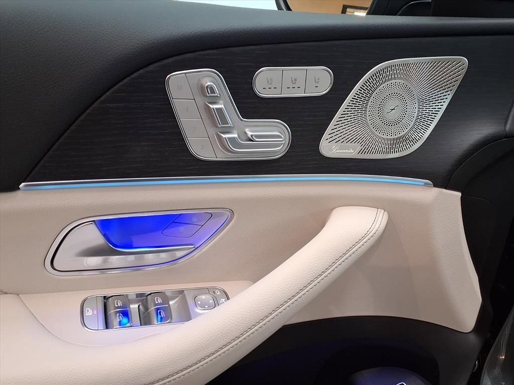 new 2026 Mercedes-Benz GLS 450 car, priced at $96,200