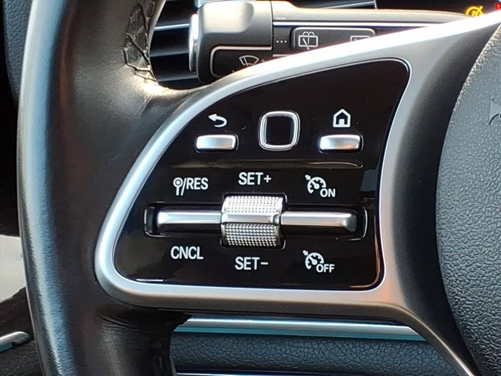 used 2020 Mercedes-Benz GLE 450 car, priced at $29,995