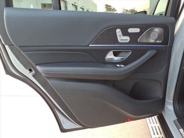 new 2026 Mercedes-Benz GLS 450 car, priced at $106,405