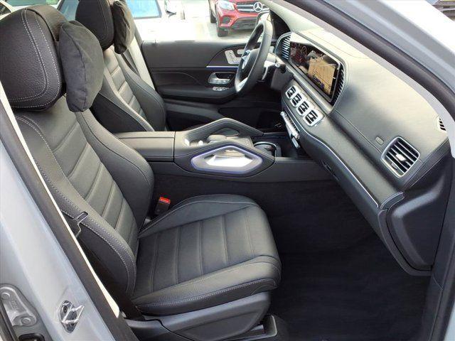 new 2026 Mercedes-Benz GLS 450 car, priced at $106,405