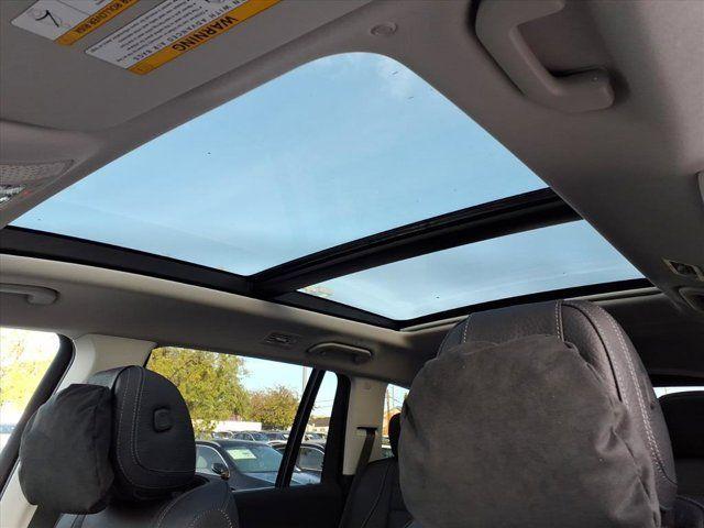 new 2026 Mercedes-Benz GLS 450 car, priced at $106,405