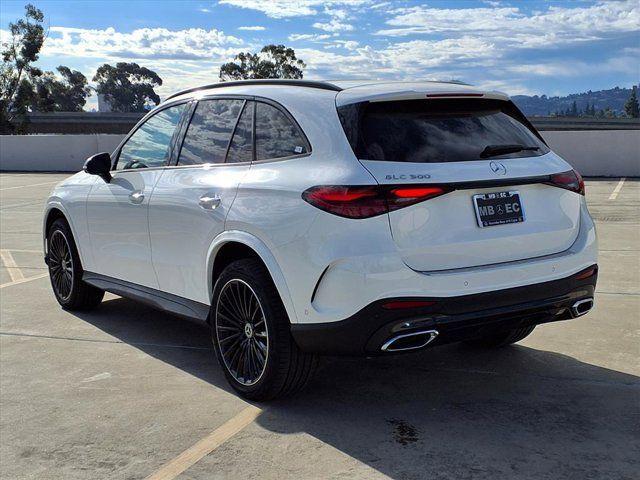 new 2026 Mercedes-Benz GLC 300 car