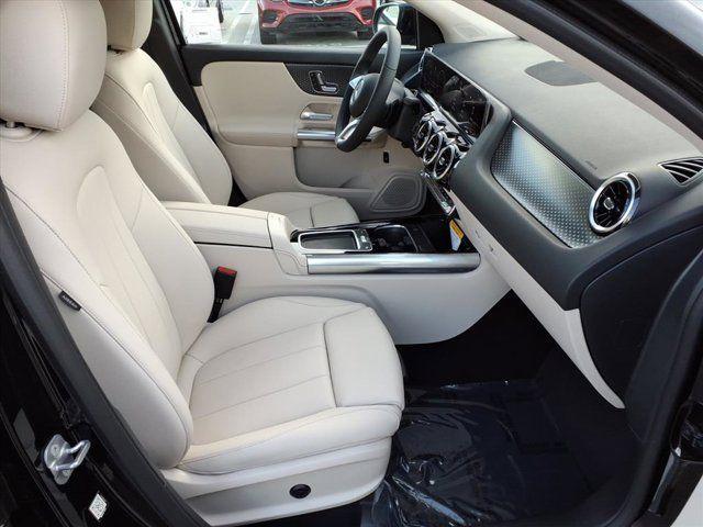 new 2026 Mercedes-Benz GLA 250 car, priced at $43,255