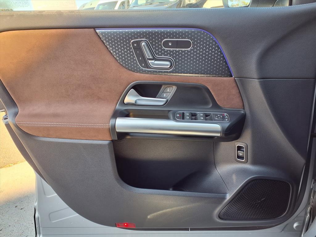 used 2025 Mercedes-Benz GLA 250 car, priced at $37,987