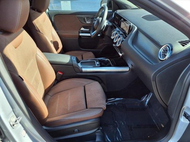 used 2025 Mercedes-Benz GLA 250 car, priced at $37,987