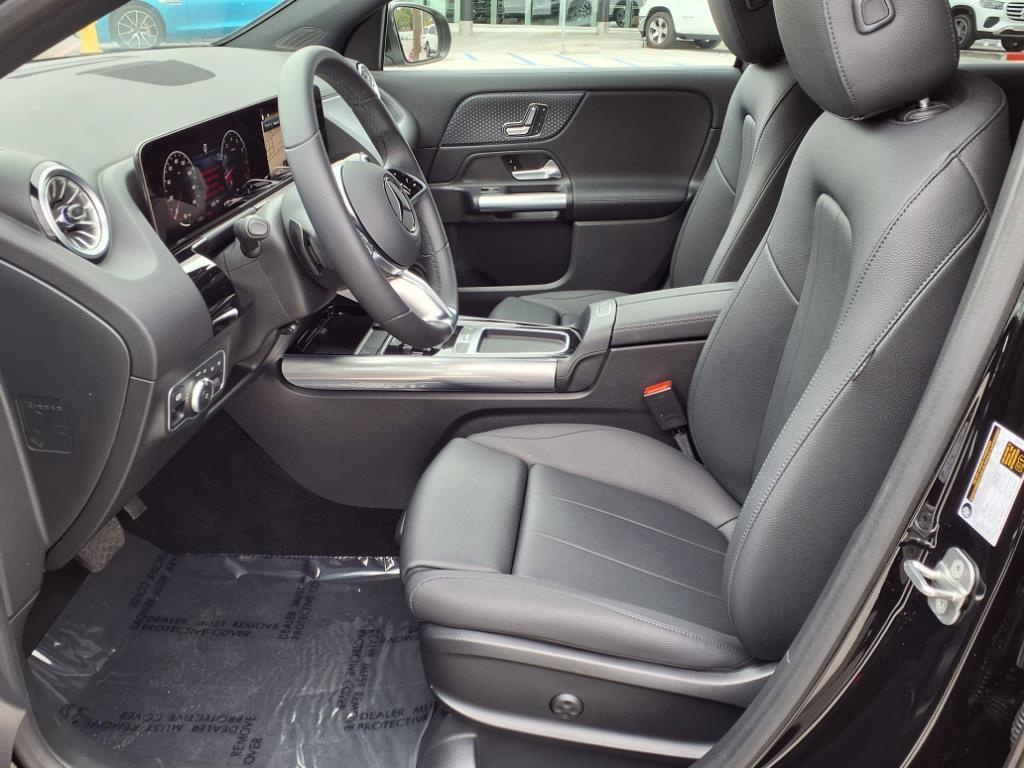 used 2025 Mercedes-Benz GLA 250 car, priced at $41,999