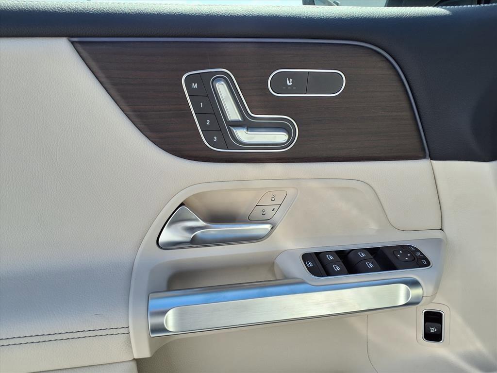 new 2026 Mercedes-Benz GLB 250 car, priced at $49,805