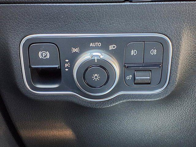 new 2026 Mercedes-Benz GLA 250 car, priced at $44,365