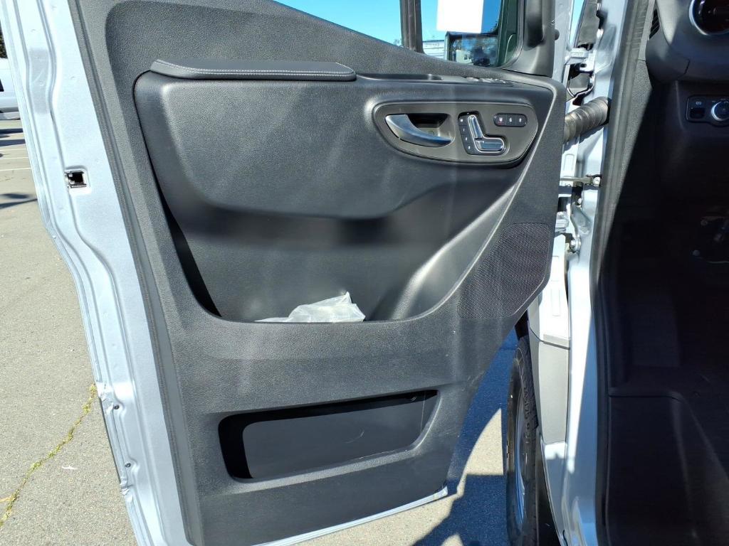 new 2026 Mercedes-Benz Sprinter 2500 car, priced at $85,939