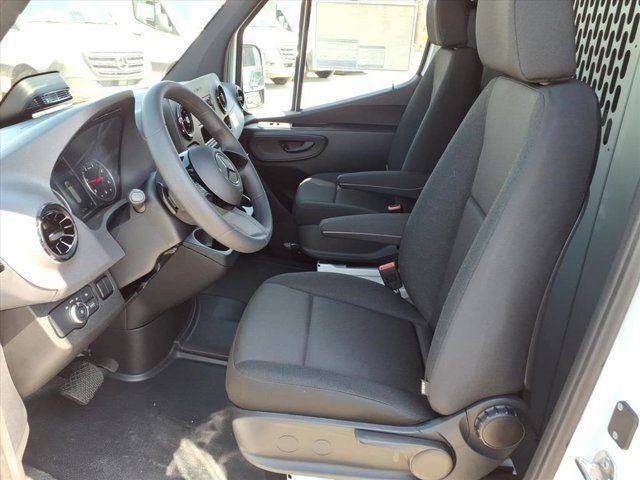 new 2025 Mercedes-Benz Sprinter 2500 car, priced at $62,298