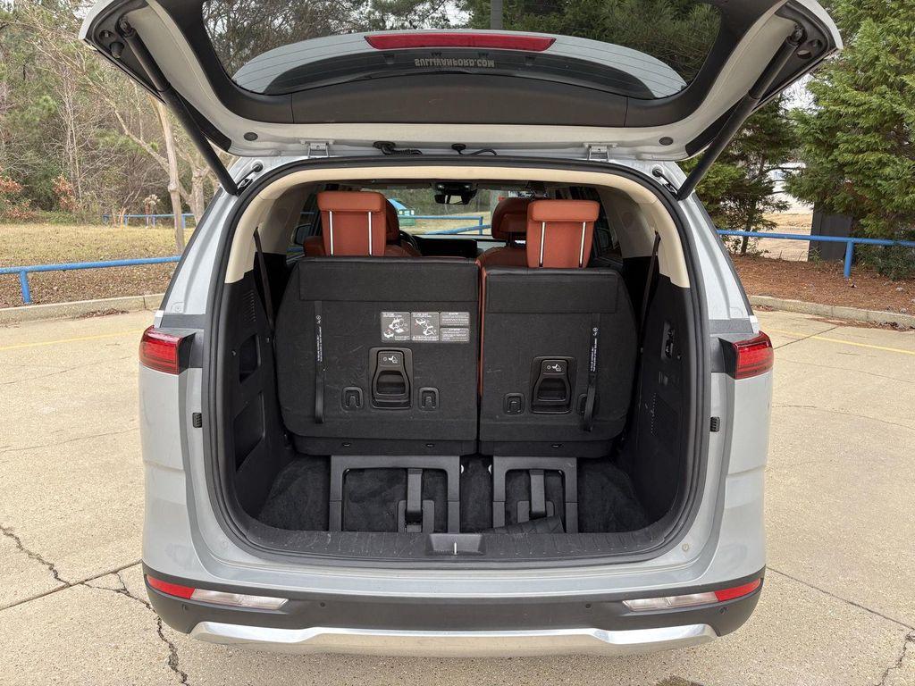 used 2022 Kia Carnival car, priced at $31,900