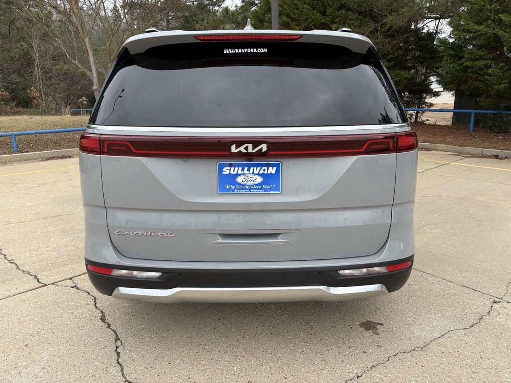 used 2022 Kia Carnival car, priced at $31,900