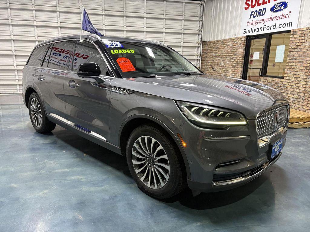 used 2023 Lincoln Aviator car, priced at $46,990