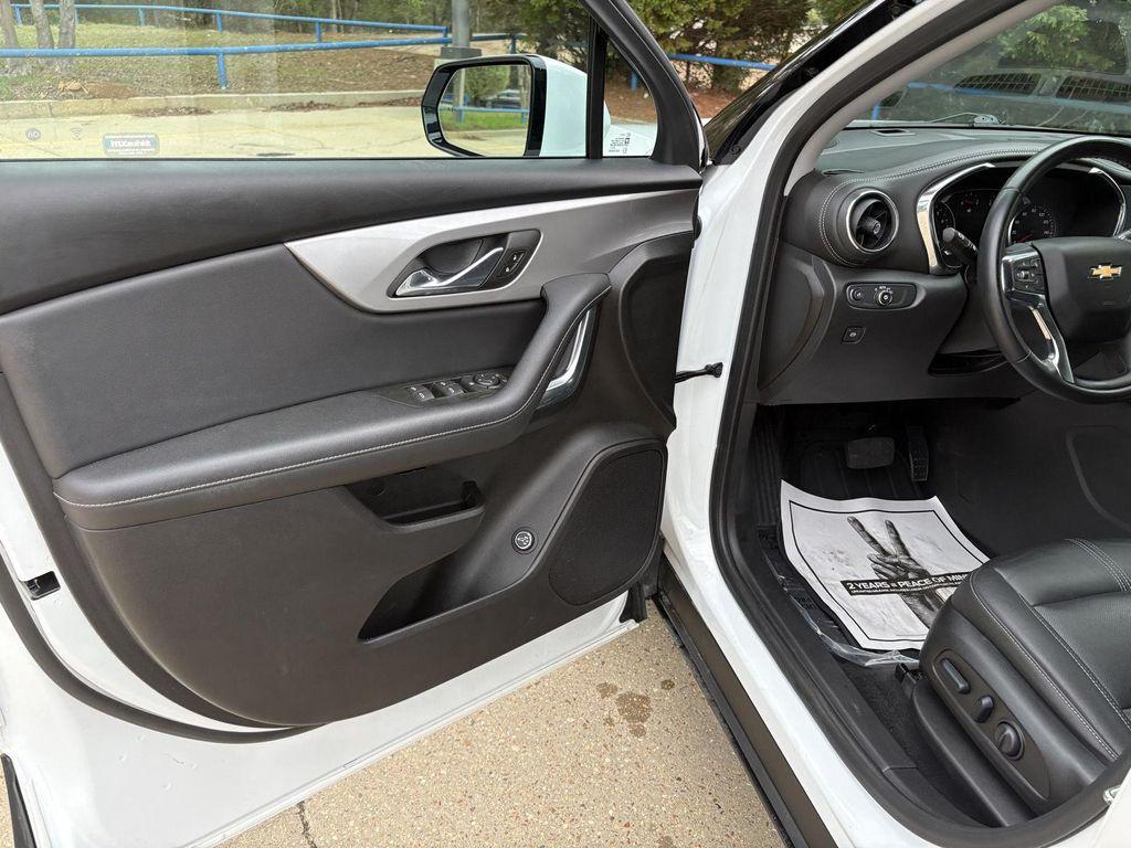 used 2024 Chevrolet Blazer car, priced at $25,900
