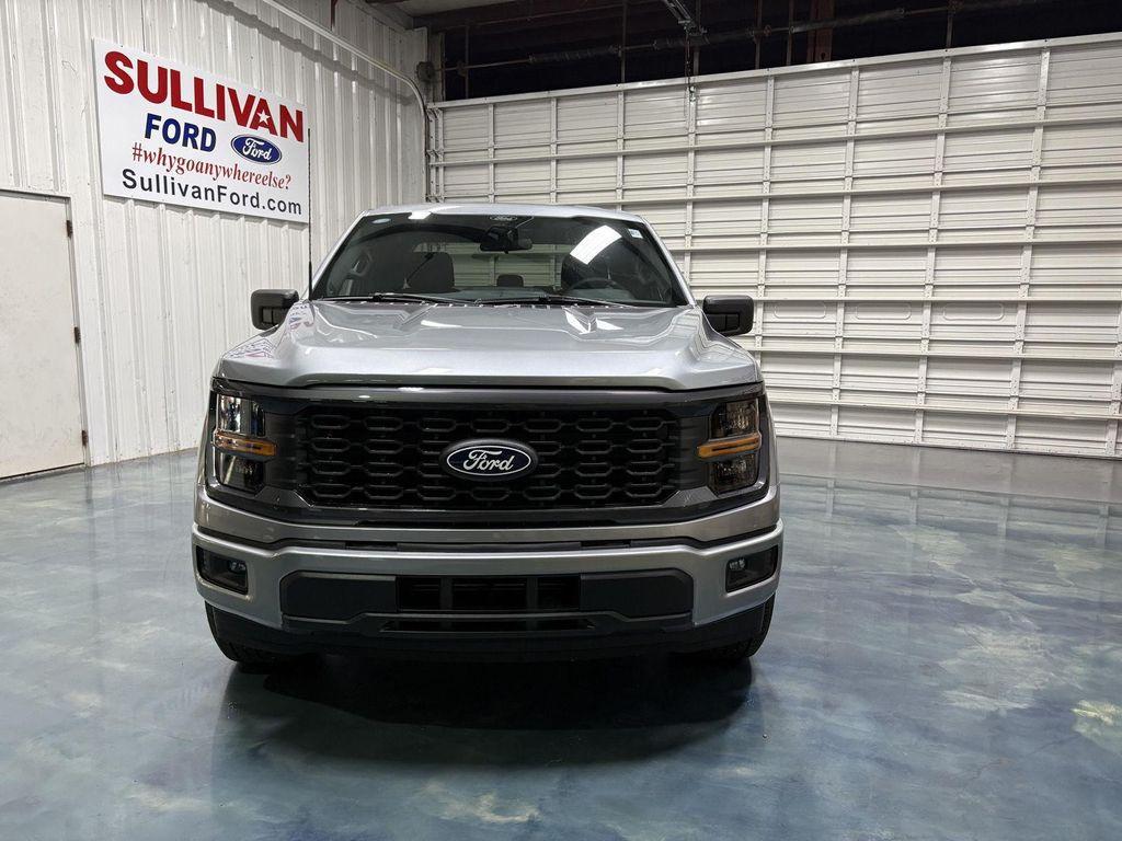 new 2025 Ford F-150 car, priced at $45,923