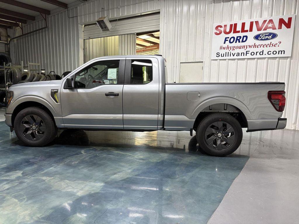 new 2025 Ford F-150 car, priced at $45,923