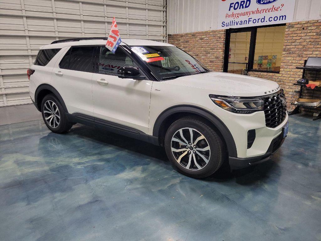used 2025 Ford Explorer car, priced at $38,800