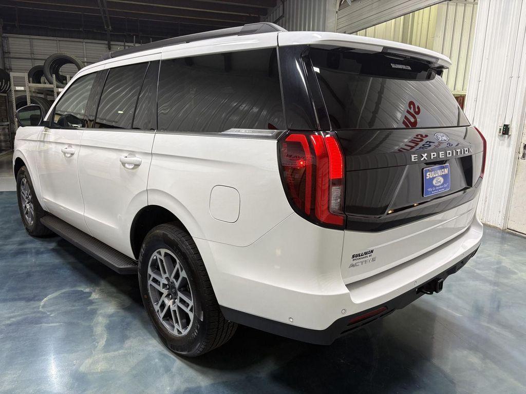 used 2025 Ford Expedition car, priced at $56,250