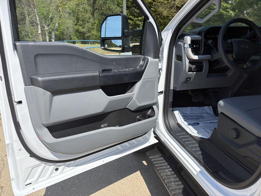 new 2026 Ford F-350 car, priced at $77,290