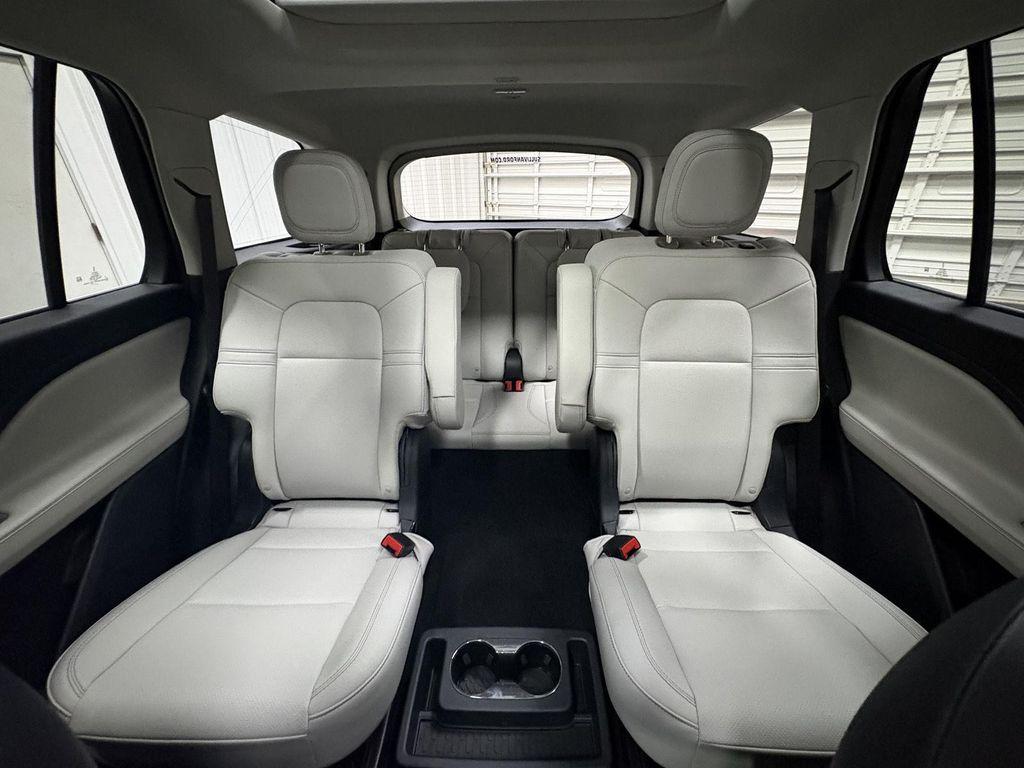 used 2025 Lincoln Aviator car, priced at $55,990