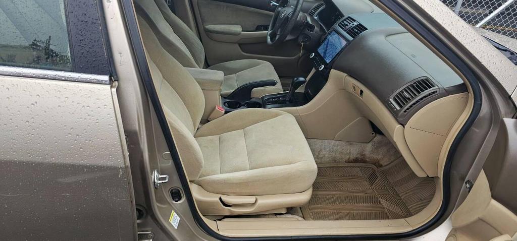 used 2006 Honda Accord car, priced at $2,895