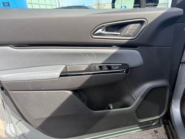 new 2025 Honda Prologue car, priced at $44,895