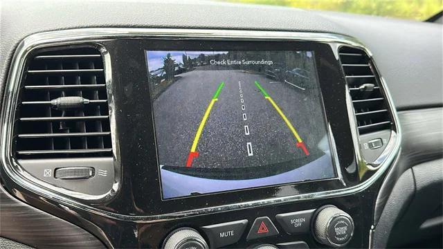 used 2022 Jeep Grand Cherokee car, priced at $27,591