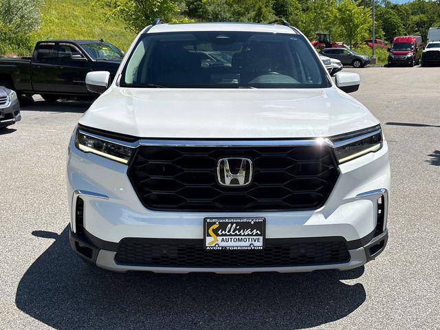 used 2024 Honda Pilot car, priced at $40,470
