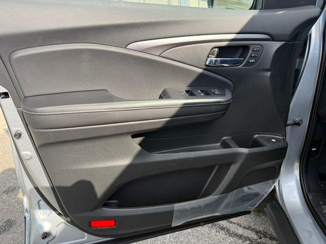 new 2026 Honda Ridgeline car, priced at $40,887